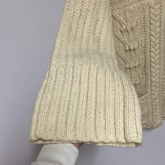 Hand Knit Wool Cable Hoodie Sweater Cream Chunky Flared Cuff Cottage Core Medium - Picture 7 of 12